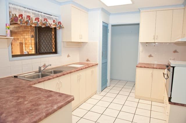 6 SHEPHERD Crescent, MOUNT PLEASANT QLD 4740, Mount Pleasant - Thumbnail 2