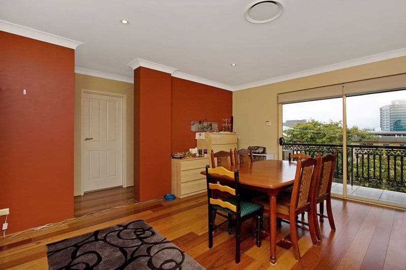 1 Bergin Street, MILTON QLD 4064, Milton - Thumbnail 2