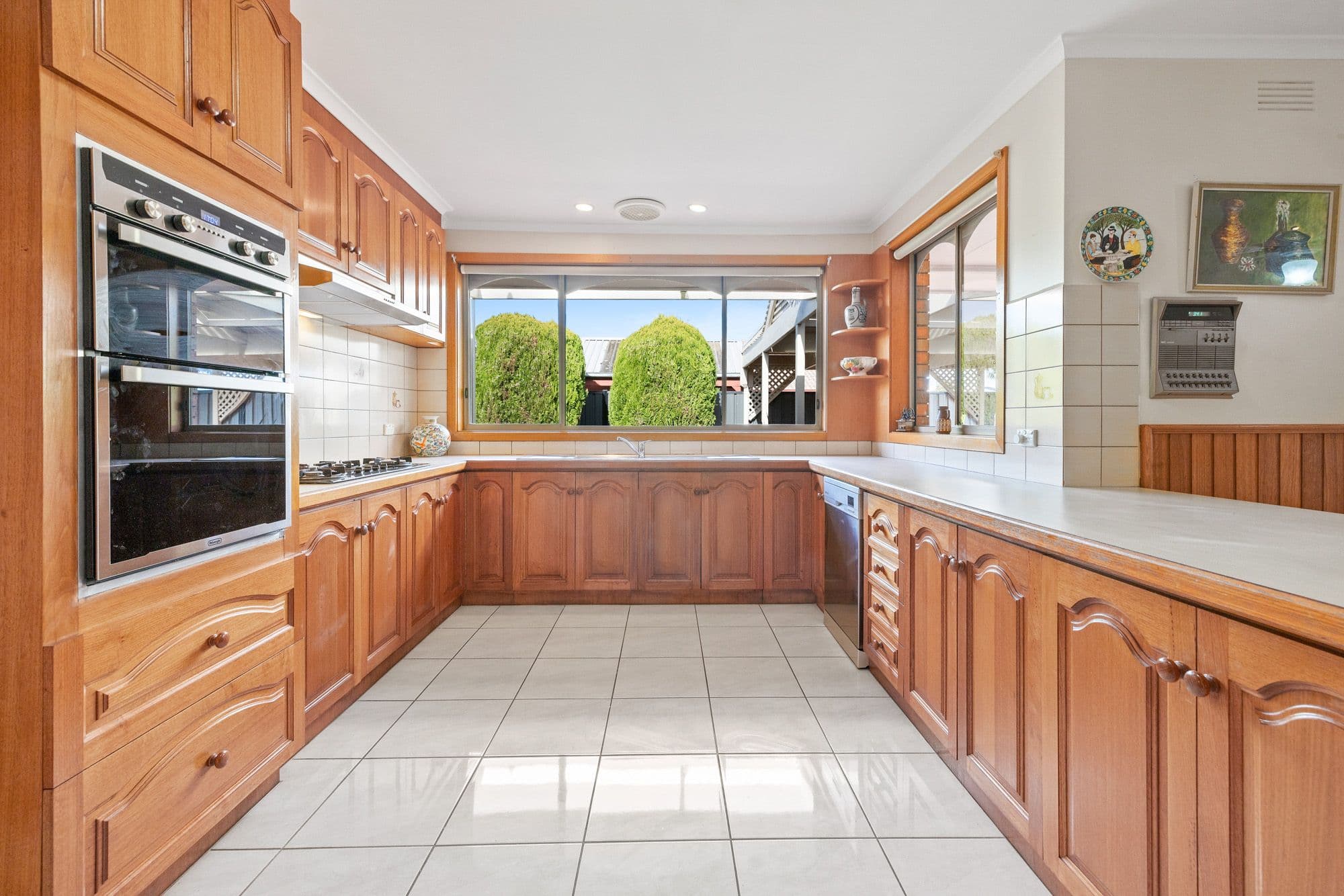 8 Hilden Close, Hoppers Crossing VIC 3029, Hoppers Crossing - Thumbnail 4