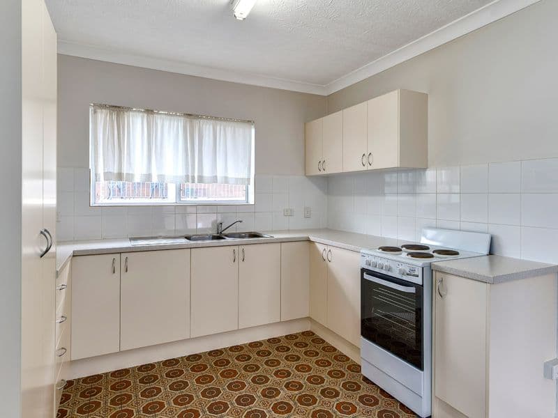 15 Annie Street, Camp Hill QLD 4152, Camp Hill - Thumbnail 3