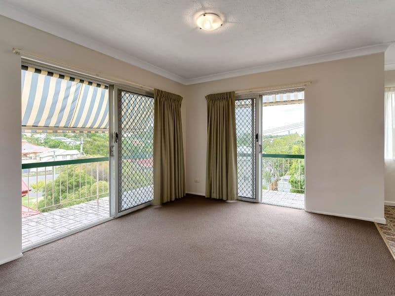 15 Annie Street, Camp Hill QLD 4152, Camp Hill - Thumbnail 4