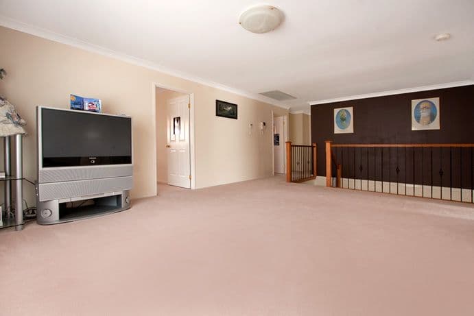 15 Smalls Creek Way, BEAUMONT HILLS NSW 2155, Beaumont Hills - Thumbnail 5