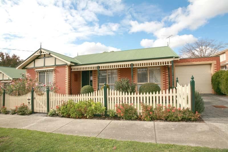 898 High Street Road, GLEN WAVERLEY VIC 3150, Glen Waverley - Image 1