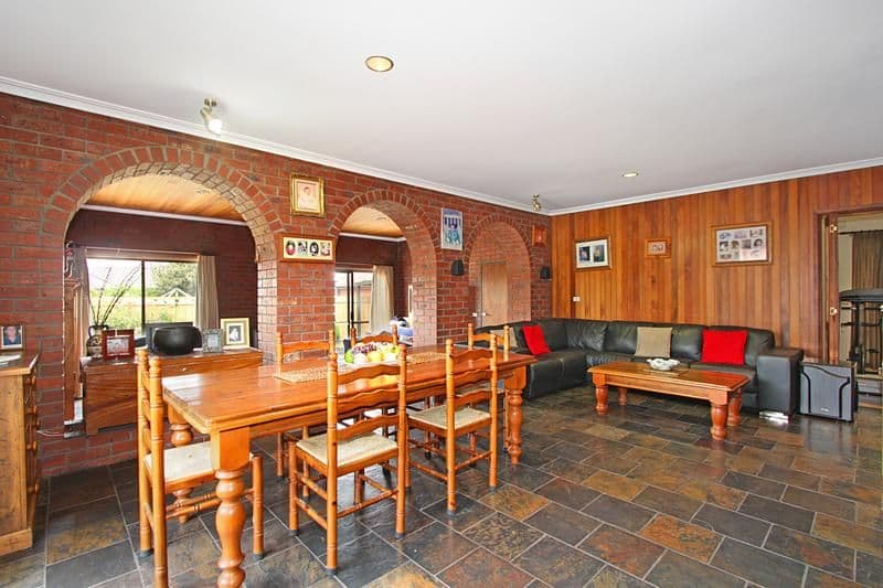 4 Monterey Court, OAKLEIGH SOUTH VIC 3167, Oakleigh South - Thumbnail 4