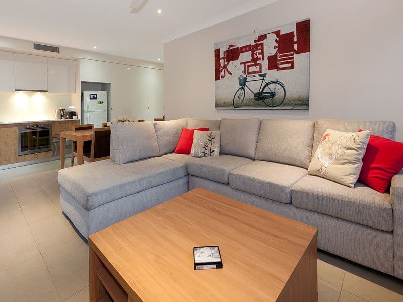 3 Keppel Place, Bentley Park - Thumbnail 2