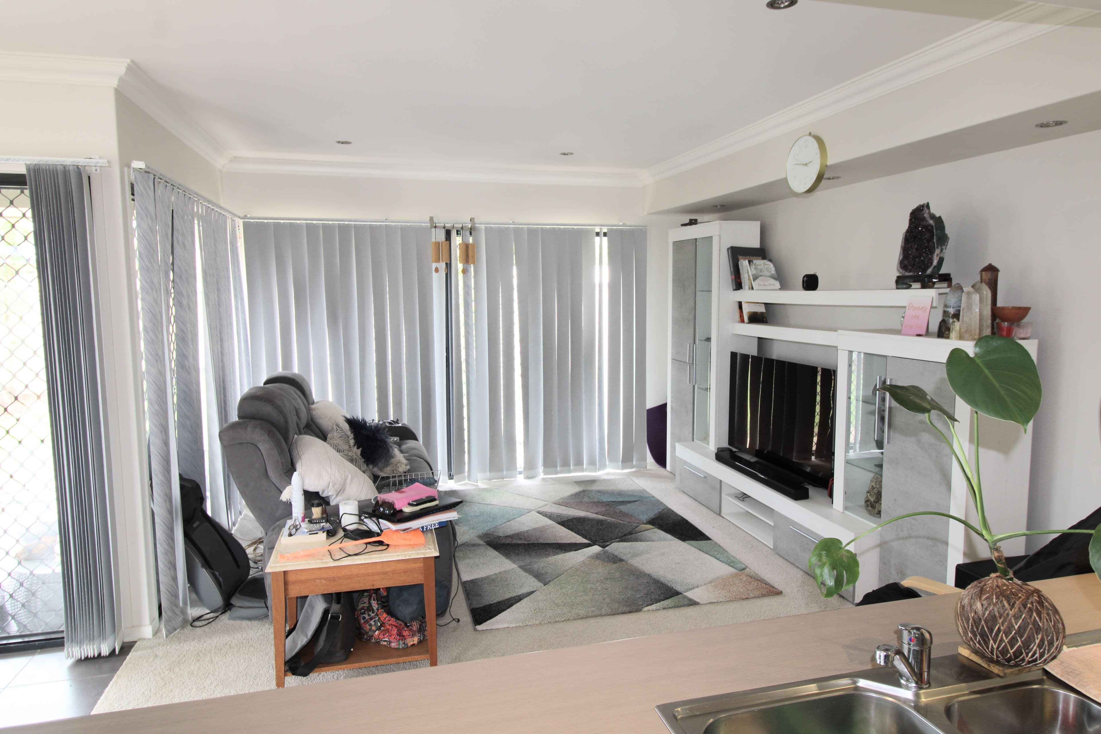 6 Desgrand Street, Emerald QLD 4720, Emerald - Thumbnail 2