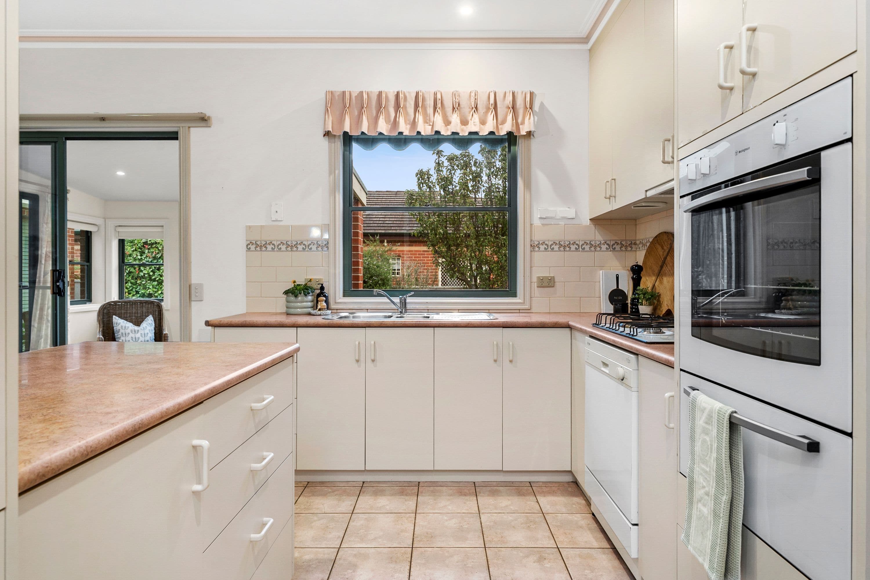 13 Golf View Drive, Invermay Park VIC 3350, Invermay Park - Thumbnail 4