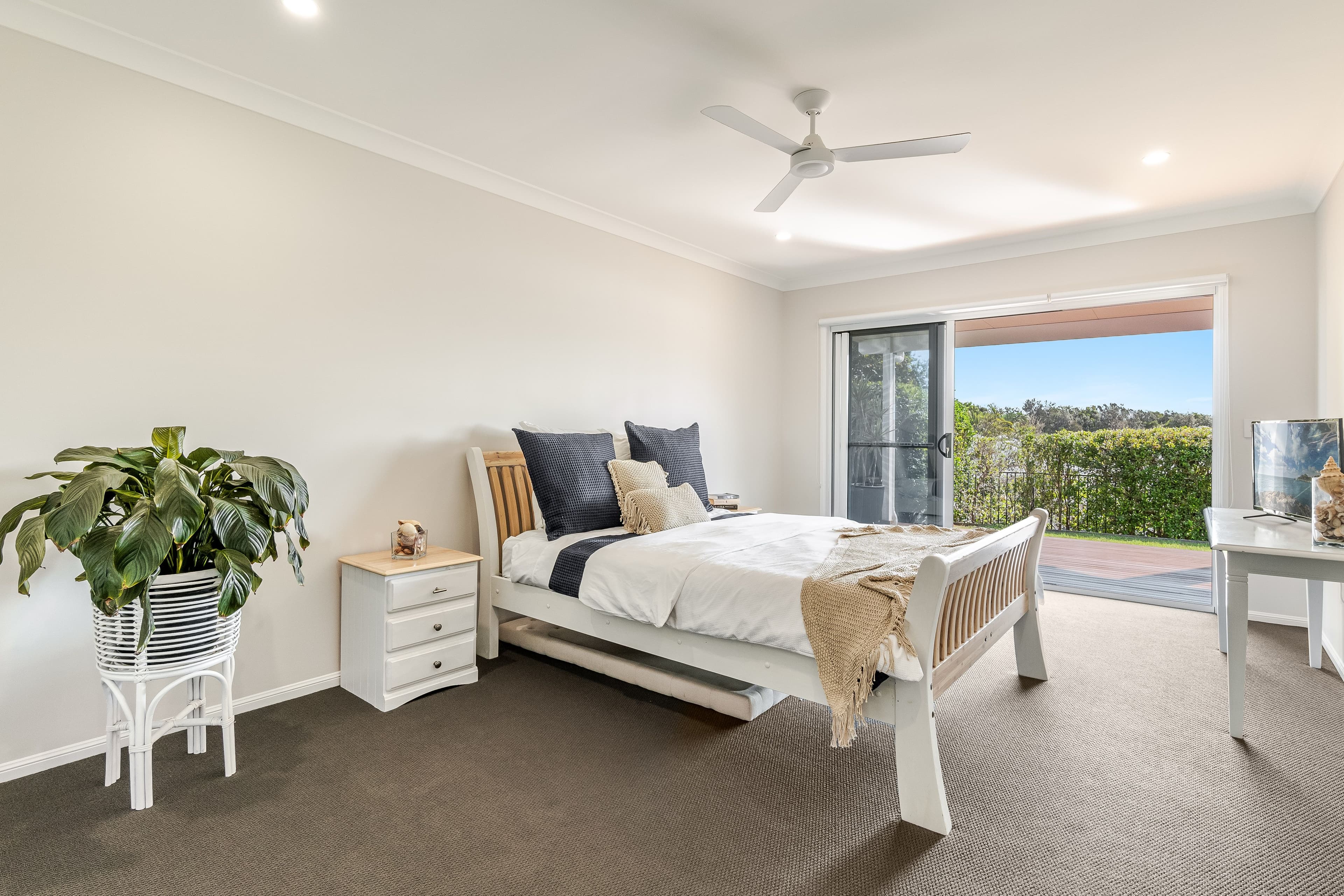 77 The Drive, Yamba NSW 2464, Yamba - Thumbnail 8