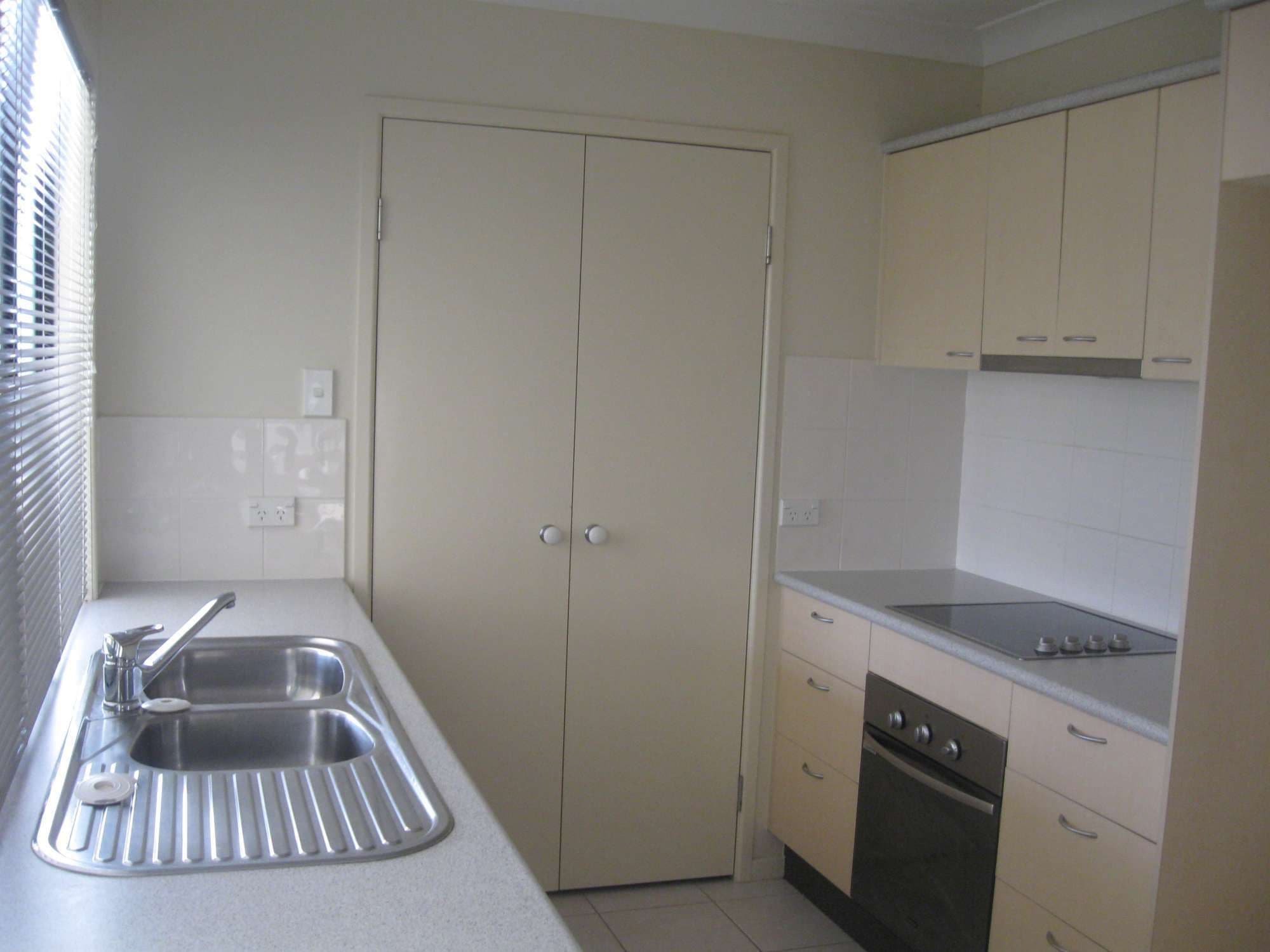 8 Congreve Court, KIRWAN QLD 4817, Kirwan - Thumbnail 2