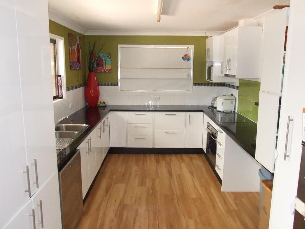 2 Eastside Road, CROWS NEST QLD 4355, Crows Nest - Thumbnail 2