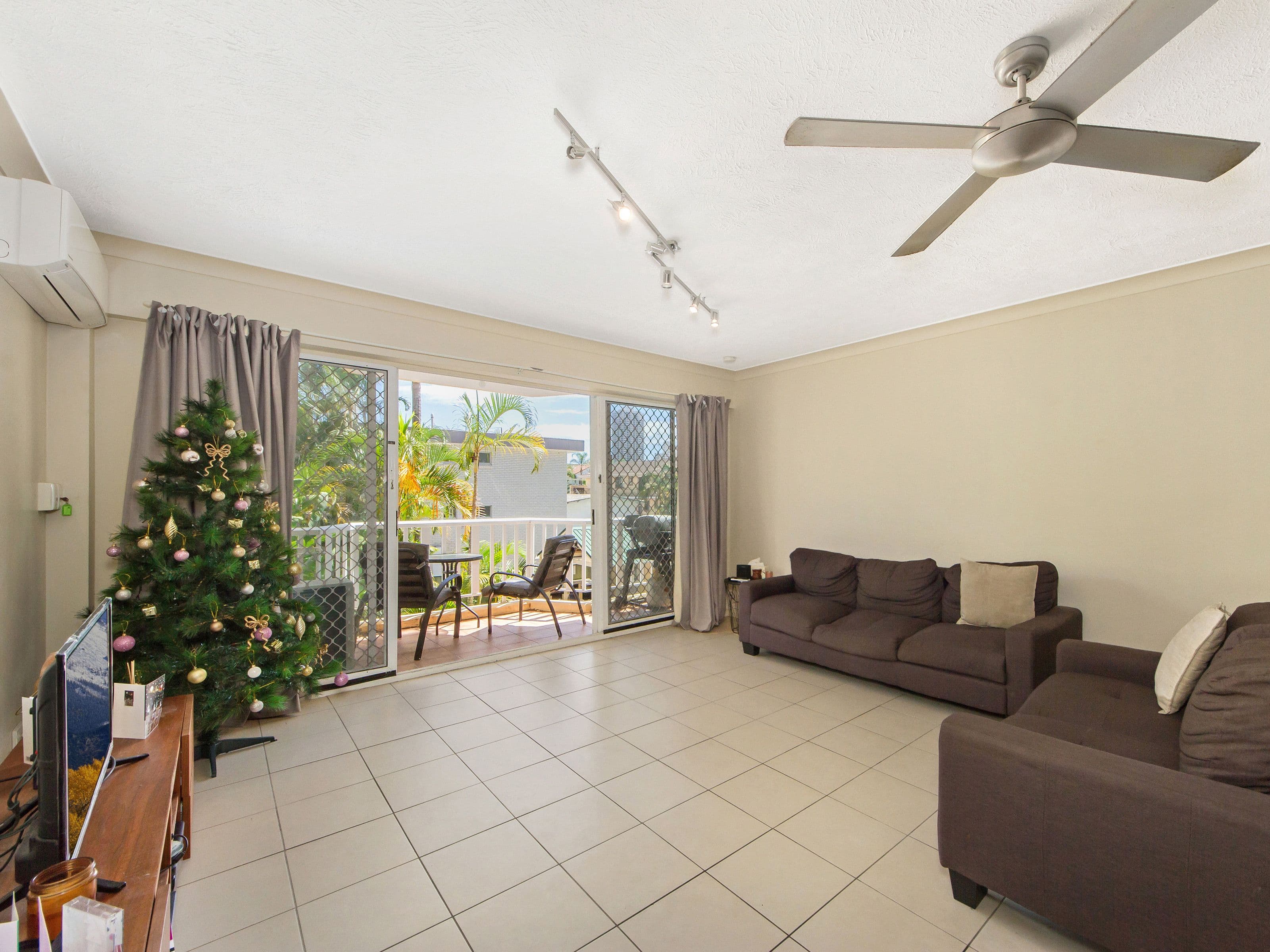 26-32 Monaco Street, Surfers Paradise QLD 4217, Surfers Paradise - Thumbnail 2