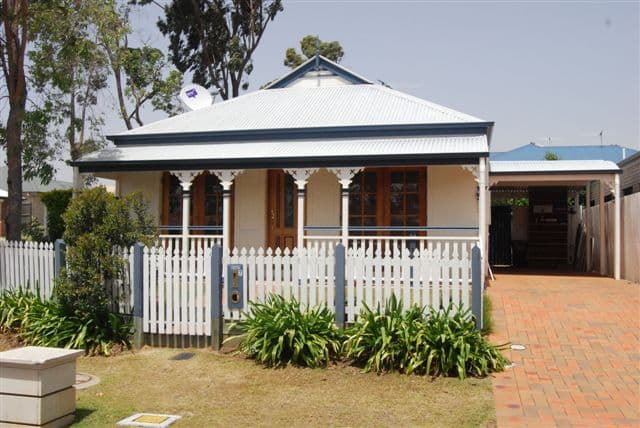 7 Wintergreen Lane, FOREST LAKE QLD 4078, Forest Lake - Thumbnail 2