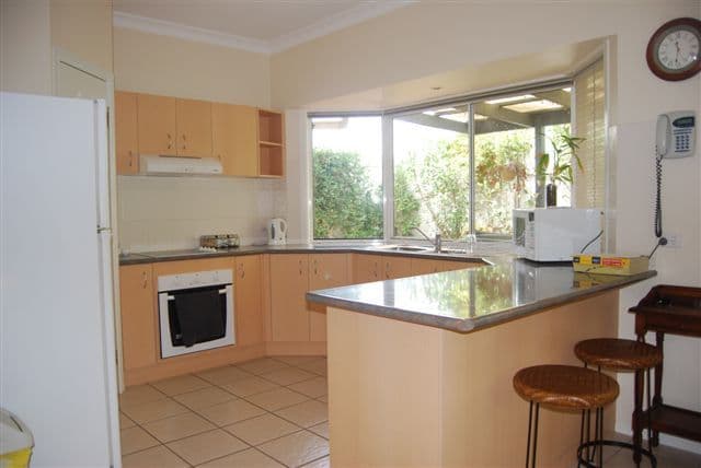 7 Wintergreen Lane, FOREST LAKE QLD 4078, Forest Lake - Thumbnail 7