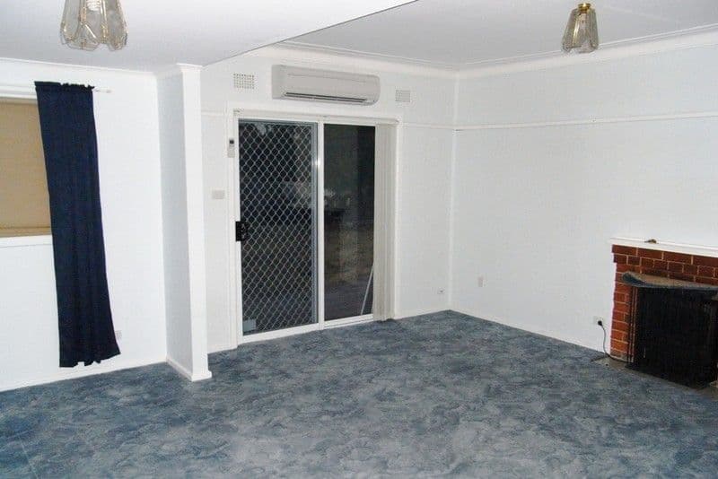 16 Douglas Street, CULCAIRN NSW 2660, Culcairn - Thumbnail 3