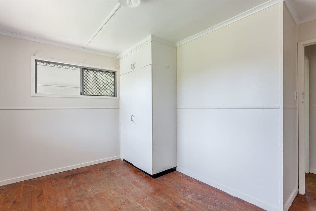 14 McMahon Crescent, Newtown QLD 4350, Newtown - Thumbnail 6