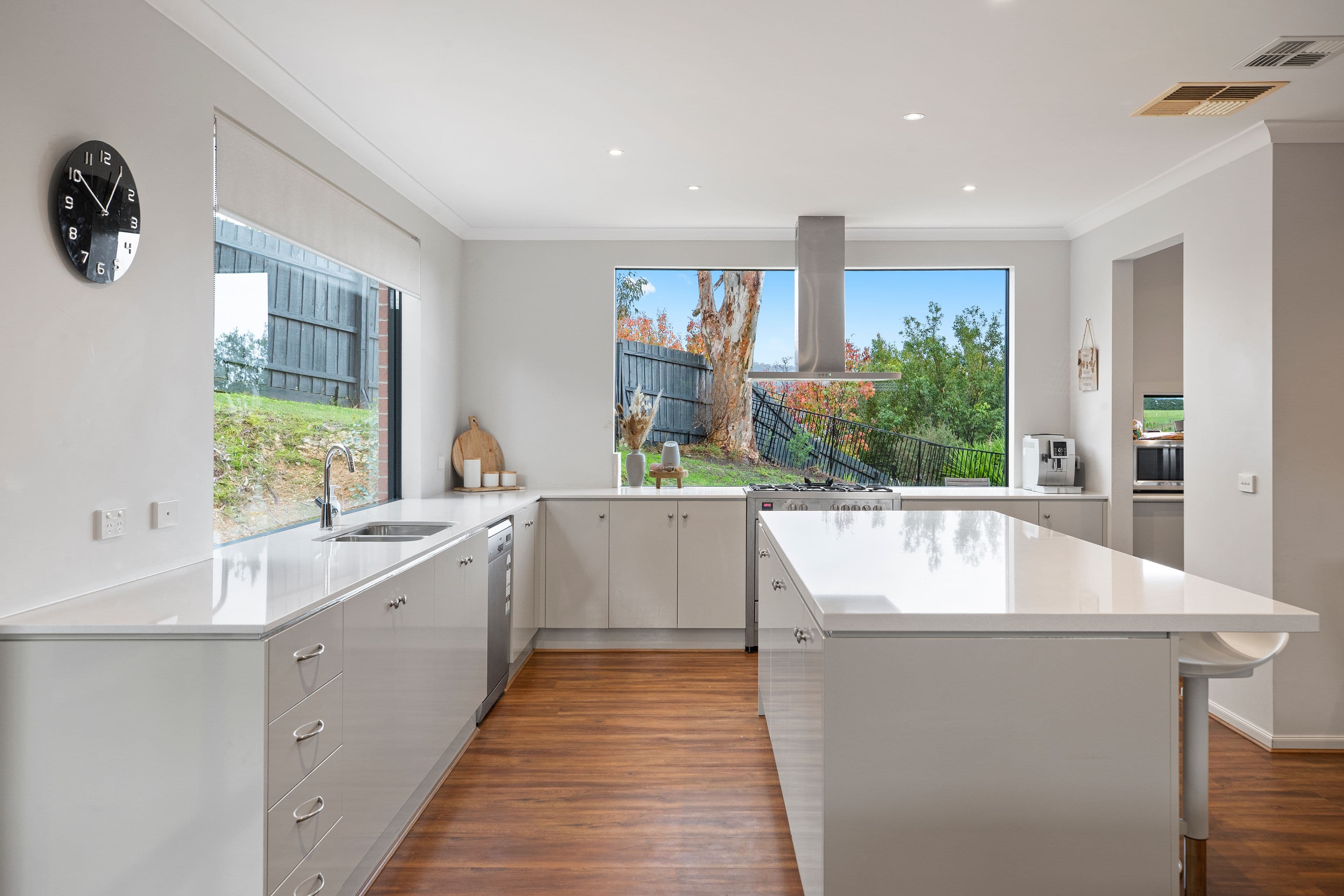 1b Lords Court, Lysterfield VIC 3156, Lysterfield - Thumbnail 2