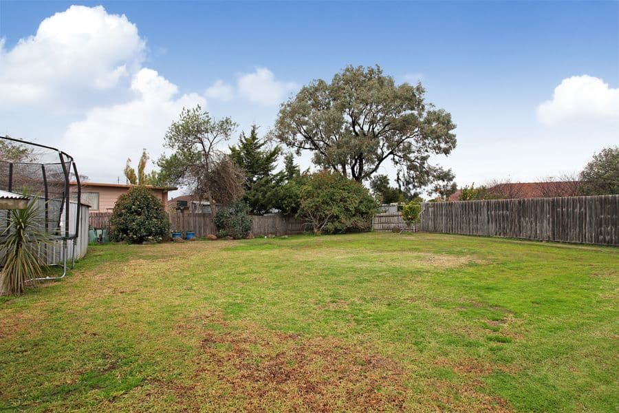 8 Sanderling Street, WERRIBEE VIC 3030, Werribee - Thumbnail 6