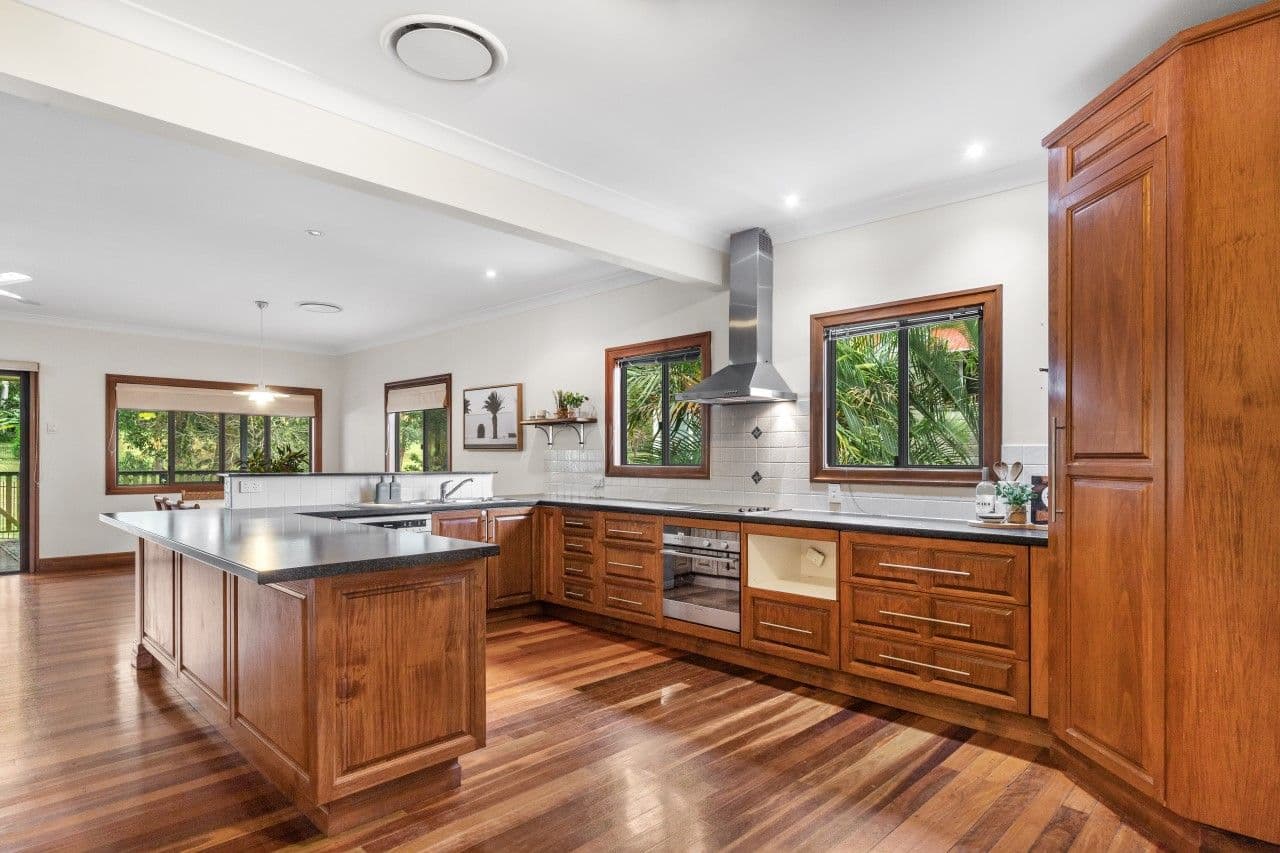 10 Luke Street, Wavell Heights QLD 4012, Wavell Heights - Thumbnail 6