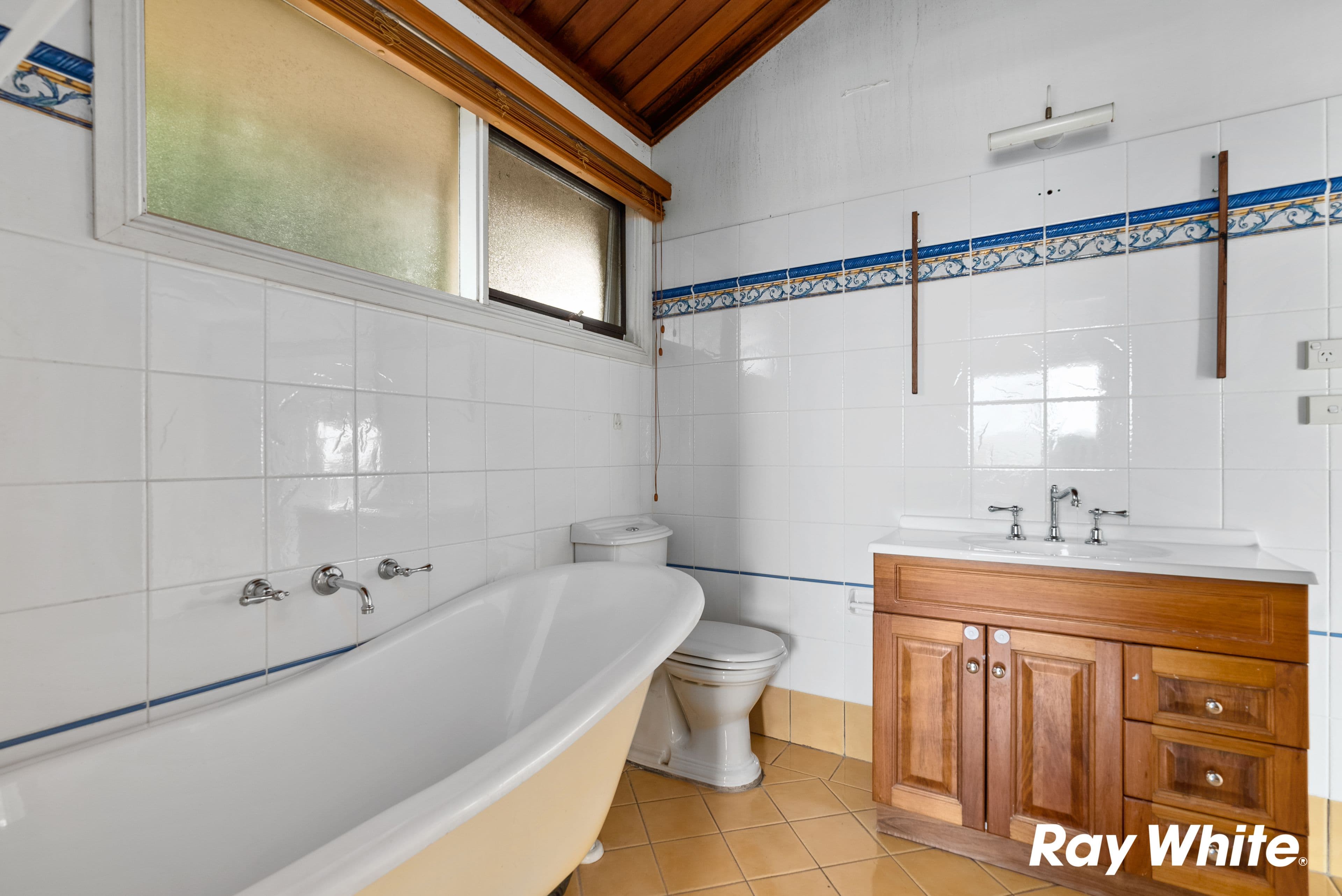 4 Huddleston Street, Colyton NSW 2760, Colyton - Thumbnail 8