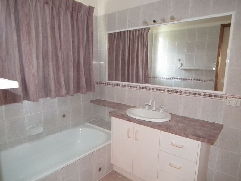 2 Greenway Court, Maryborough QLD 4650, Maryborough - Thumbnail 6