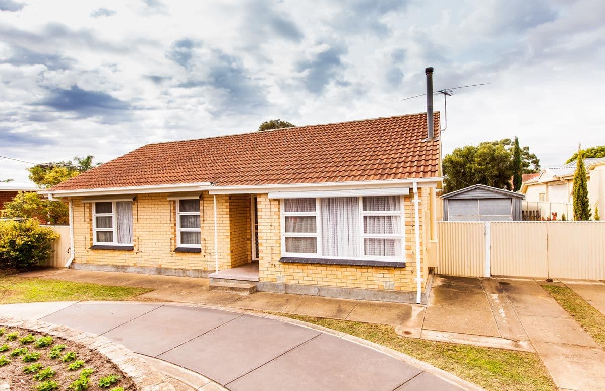 16 Laidlaw Street, HENLEY BEACH SA 5022, Henley Beach - Thumbnail 2