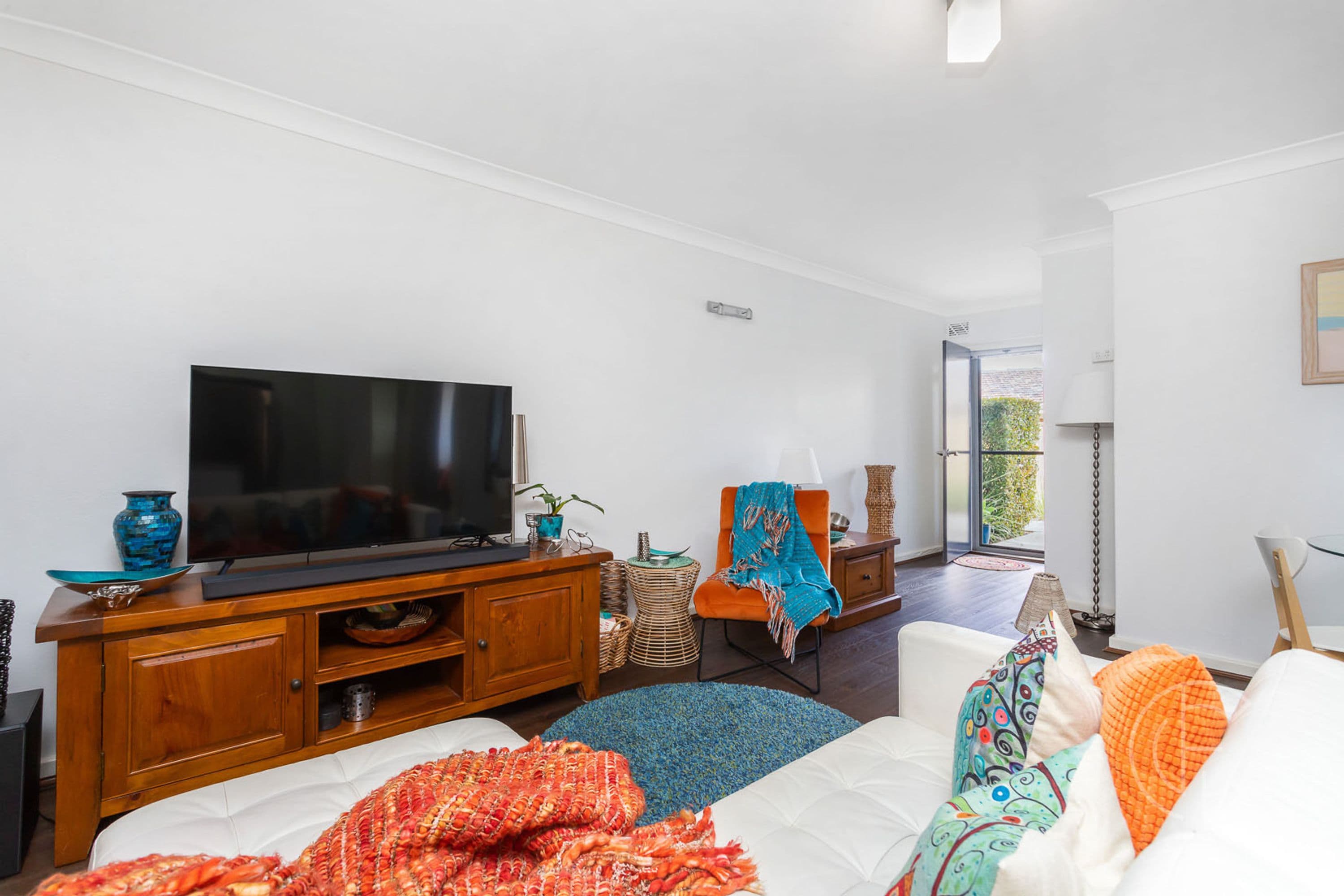 2/39 Kinsella Street, Joondanna - Thumbnail 5
