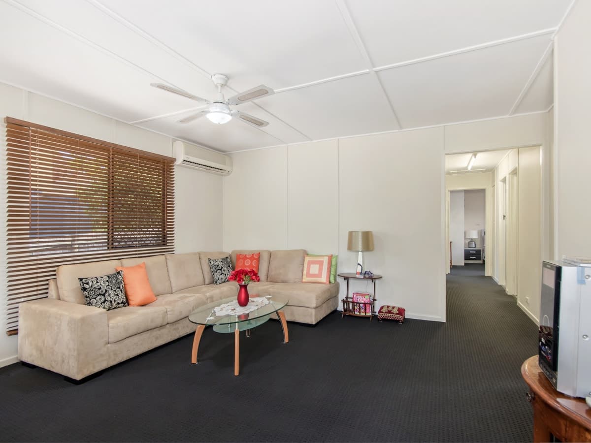34 Skinner Crescent, Silkstone QLD 4304, Silkstone - Thumbnail 5