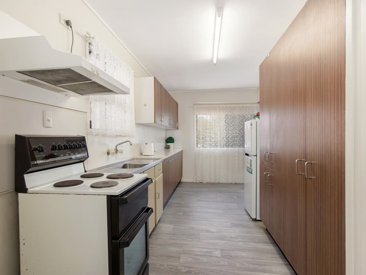 34 Skinner Crescent, Silkstone QLD 4304, Silkstone - Thumbnail 6