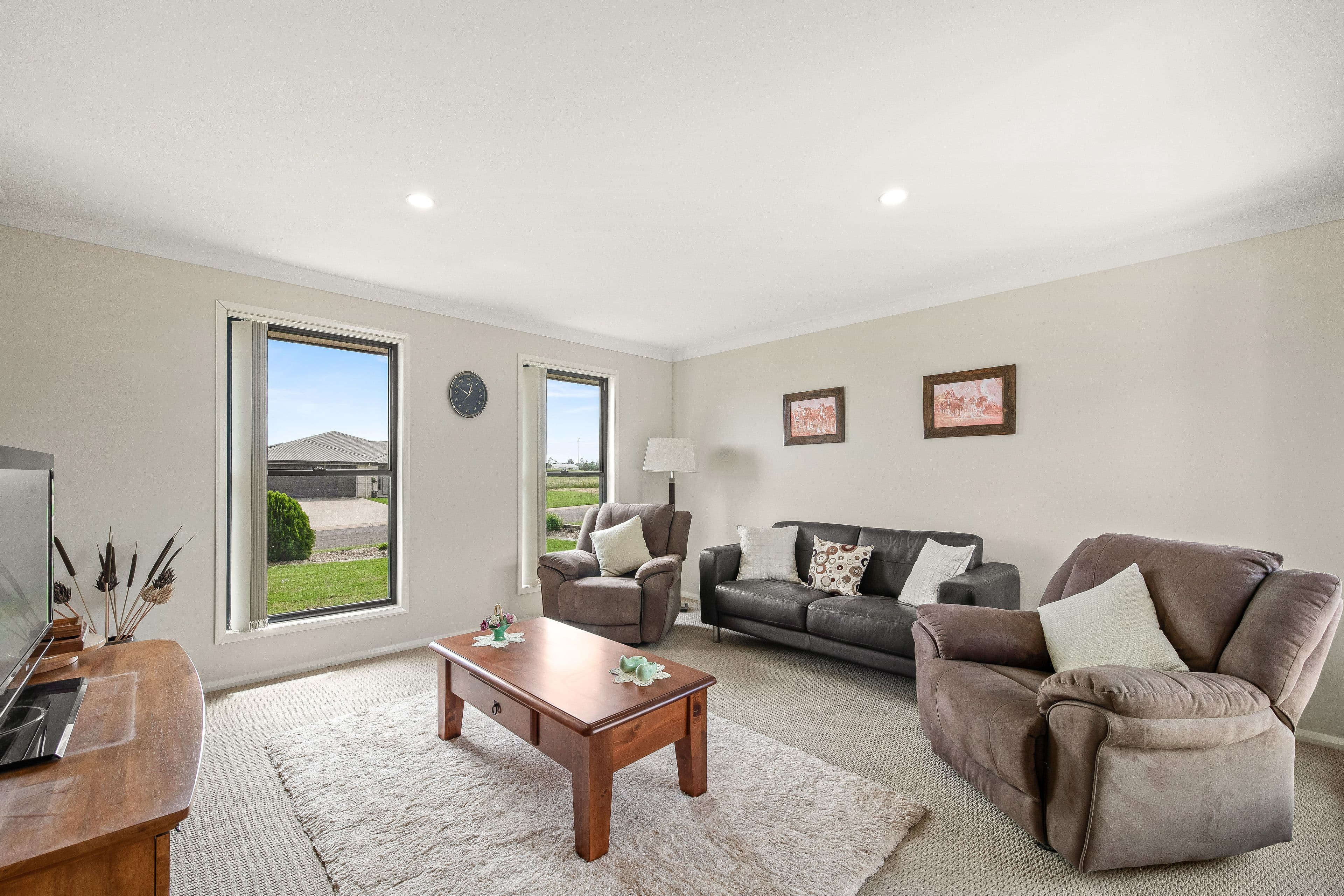 9 Colbar Street, Pittsworth QLD 4356, Pittsworth - Thumbnail 2