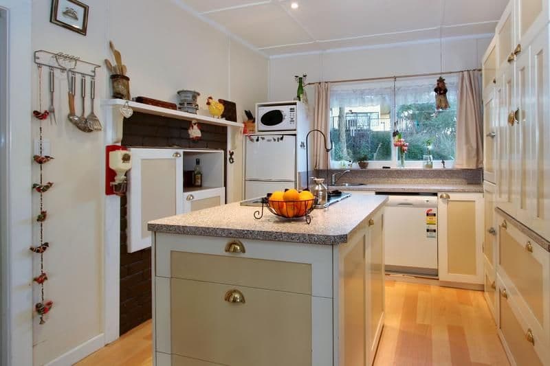 15 Seaby Avenue, UPPER FERNTREE GULLY VIC 3156, Upper Ferntree Gully - Thumbnail 2