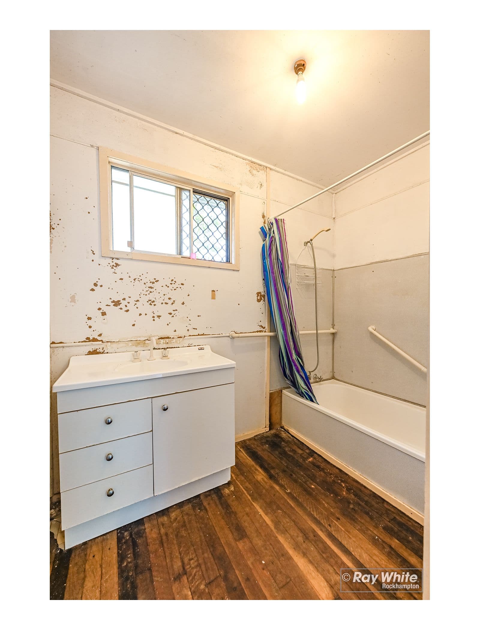 37 Daniel Street, Koongal QLD 4701, Koongal - Thumbnail 5
