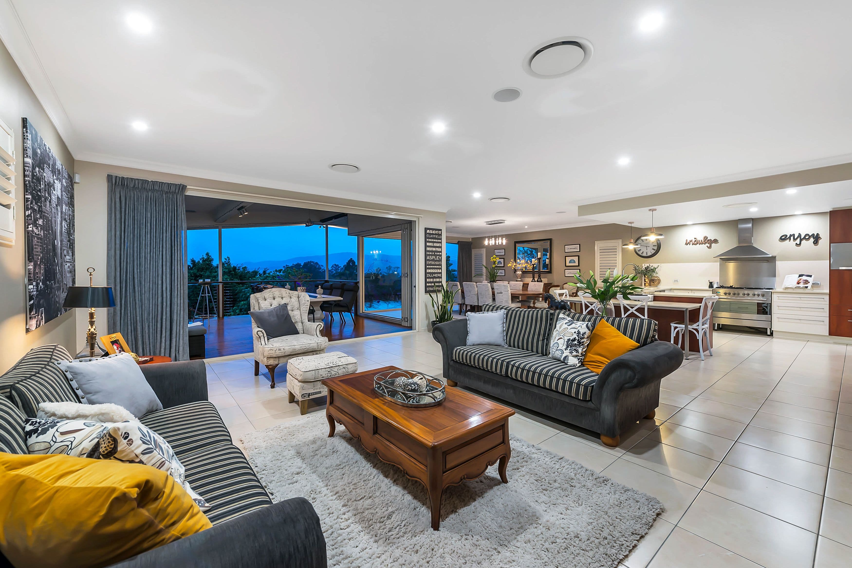 28 Deakin Street, Everton Park QLD 4053, Everton Park - Thumbnail 5