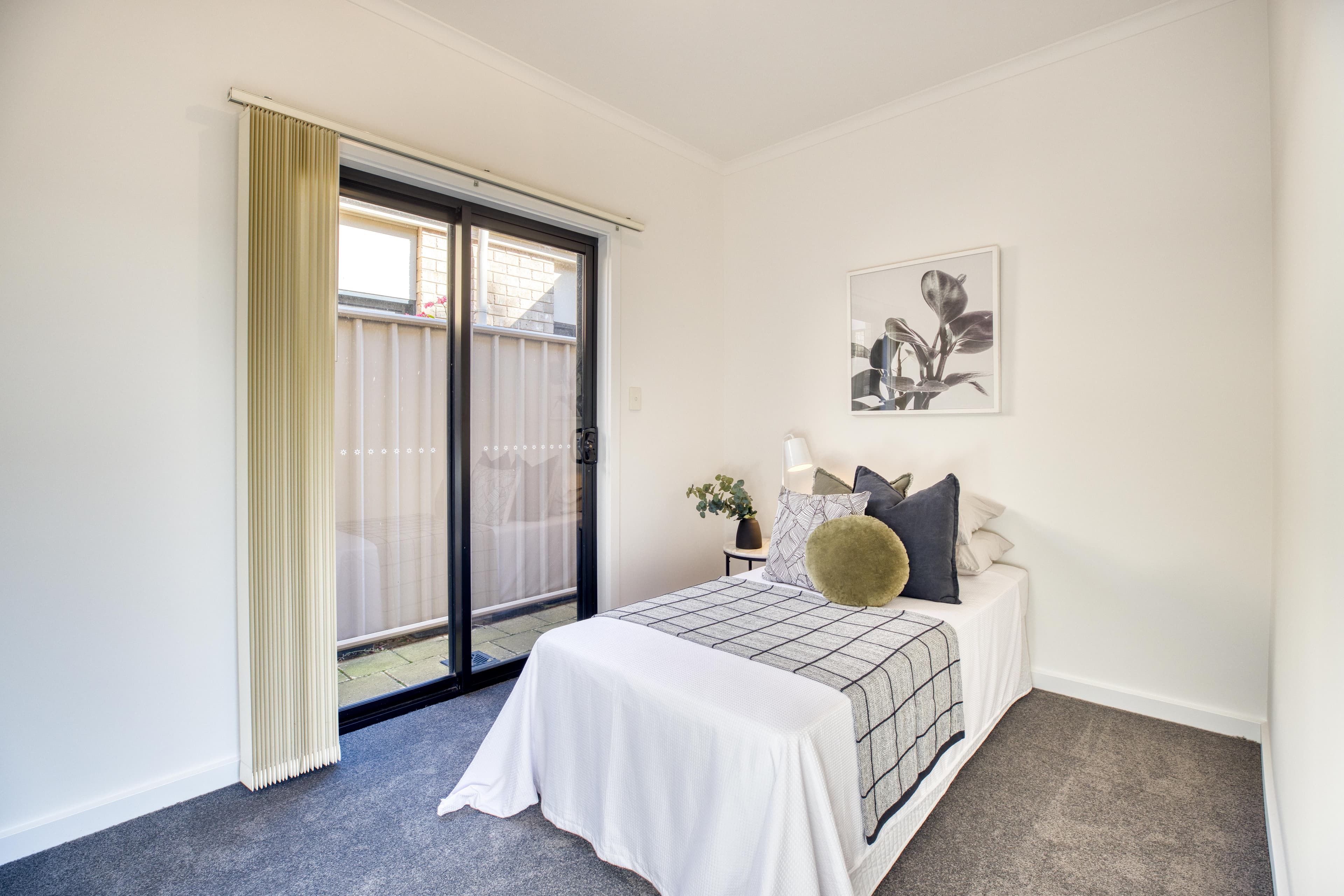 10 Ragless Avenue, Park Holme SA 5043, Park Holme - Thumbnail 5