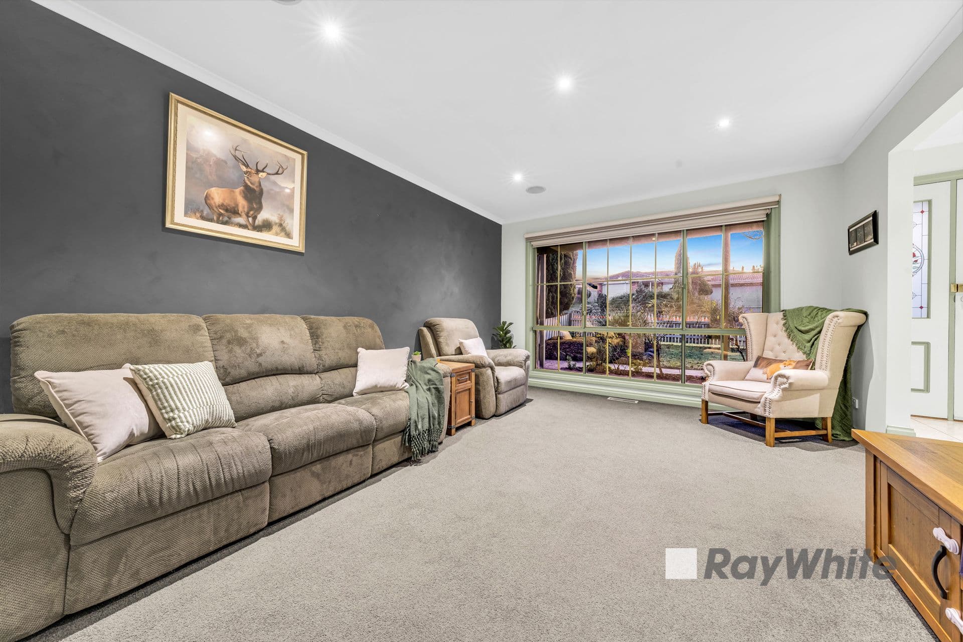 5 Sneddon Drive, Narre Warren South VIC 3805, Narre Warren South - Thumbnail 6