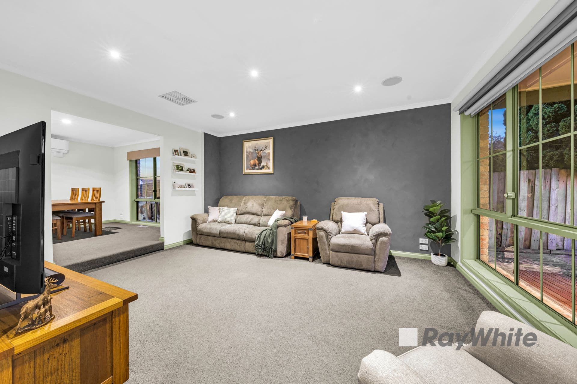 5 Sneddon Drive, Narre Warren South VIC 3805, Narre Warren South - Thumbnail 7
