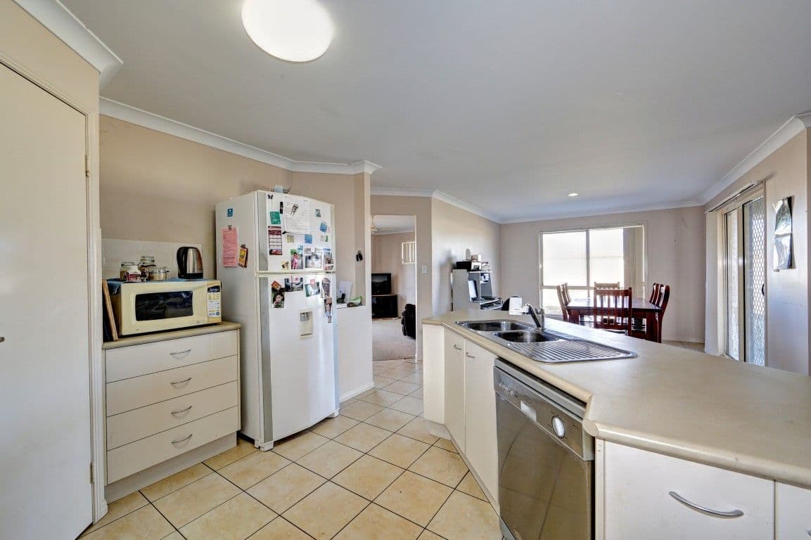 6 Hopton Place, BUNDABERG NORTH QLD 4670, Bundaberg North - Thumbnail 6