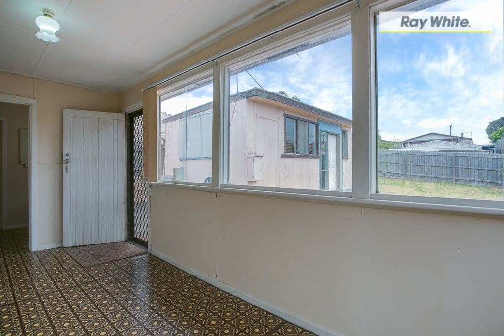 109 Sixth Avenue, ROSEBUD VIC 3939, Rosebud - Thumbnail 4