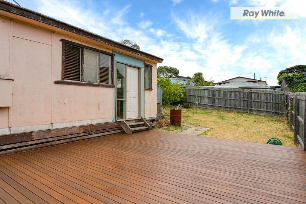 109 Sixth Avenue, ROSEBUD VIC 3939, Rosebud - Thumbnail 5