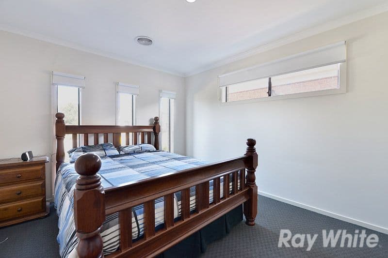 105 Henry Road, Pakenham VIC 3810, Pakenham - Thumbnail 6