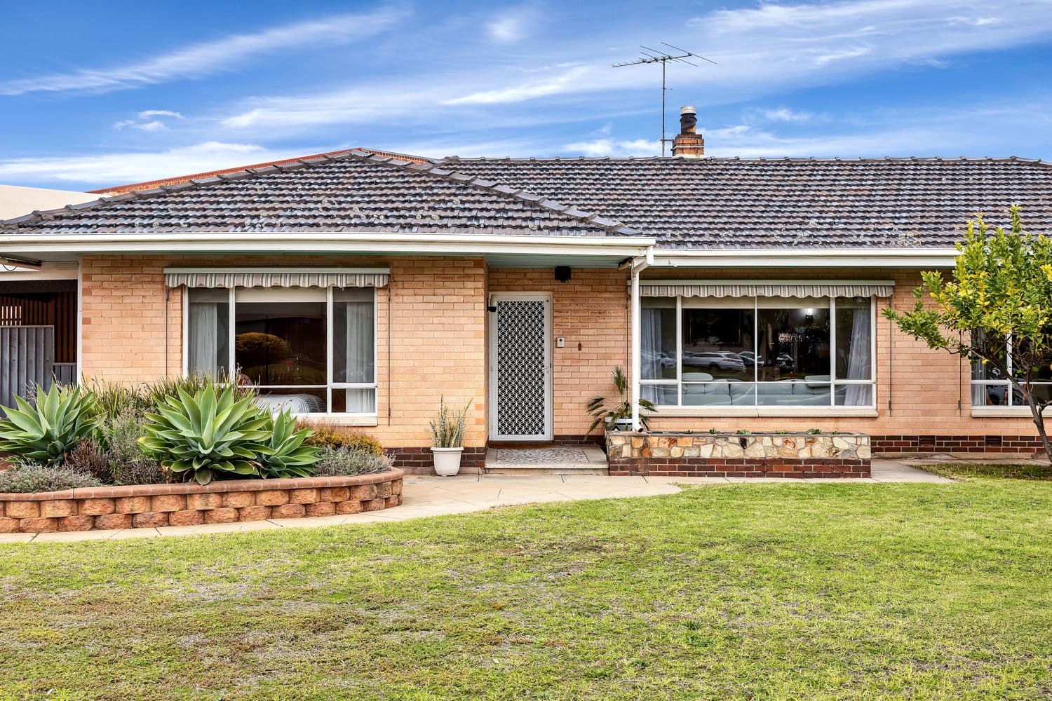 13 Crittenden Road, Findon SA 5023, Findon - Thumbnail 2