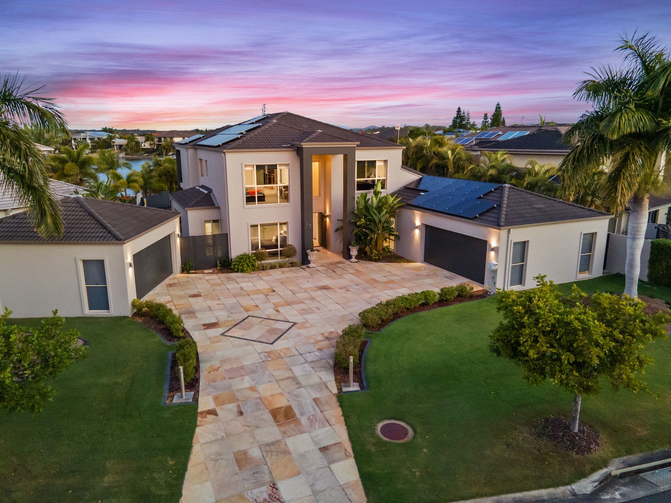 50 Calmwater Crescent, Helensvale QLD 4212, Helensvale - Thumbnail 2