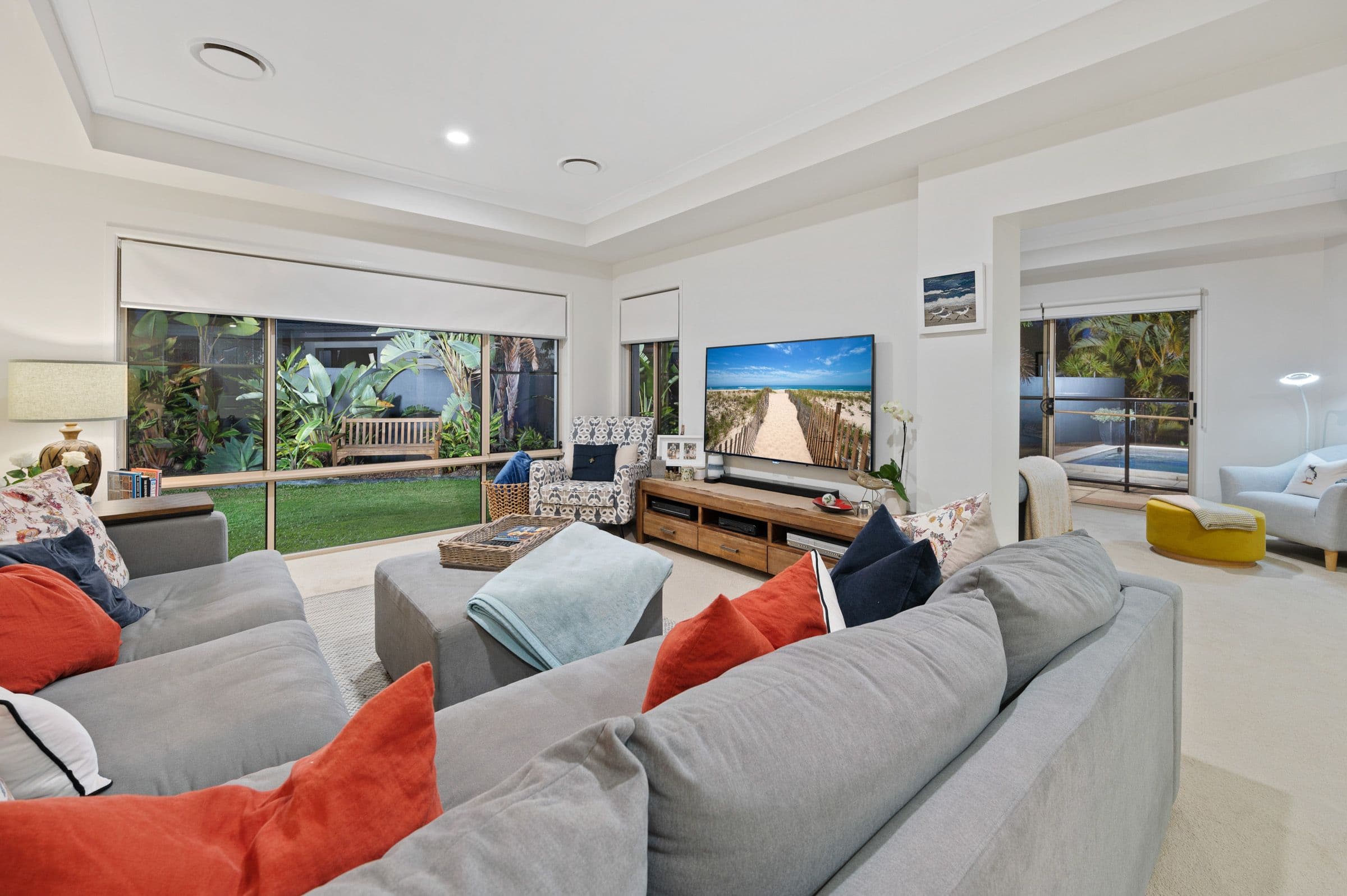50 Calmwater Crescent, Helensvale QLD 4212, Helensvale - Thumbnail 6