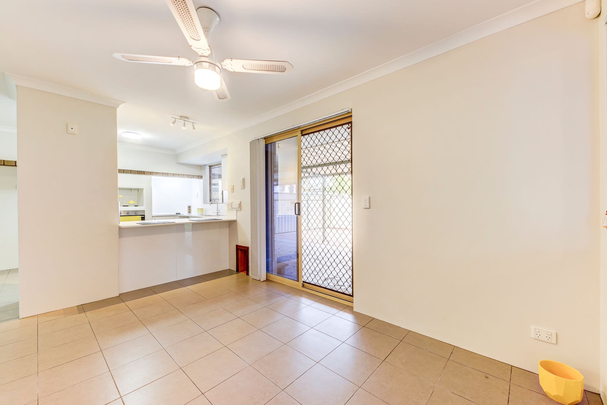6 Kilmeston Court, Maddington WA 6109, Maddington - Thumbnail 4