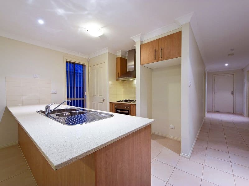 25 Dargy Amble, POINT COOK VIC 3030, Point Cook - Thumbnail 3