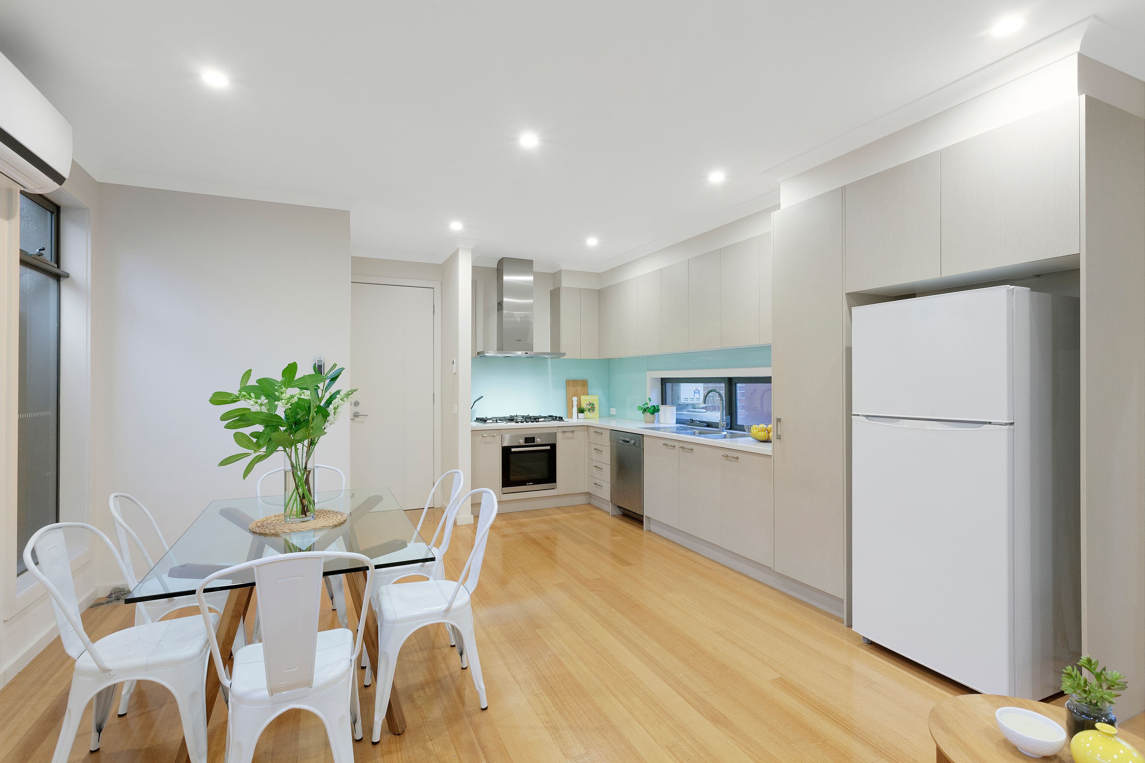10 Howe Street, Murrumbeena VIC 3163, Murrumbeena - Thumbnail 3