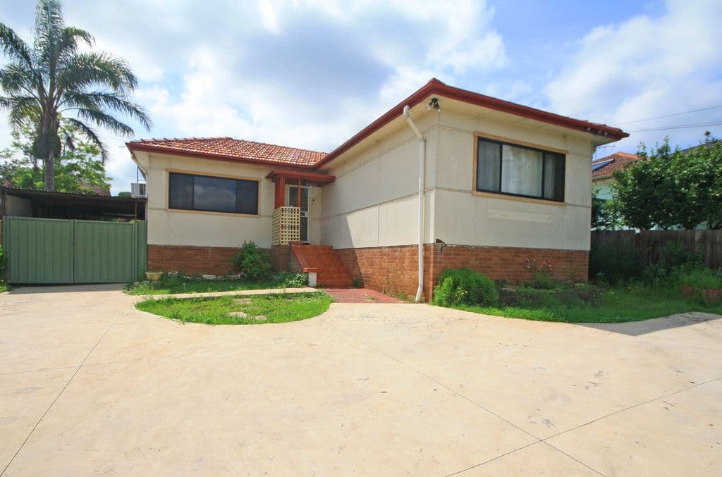 100 Canterbury Road, Glenfield - Image 1