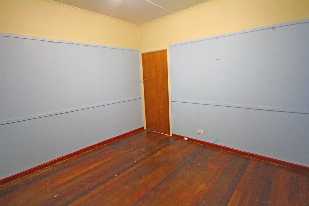100 Canterbury Road, Glenfield - Thumbnail 3