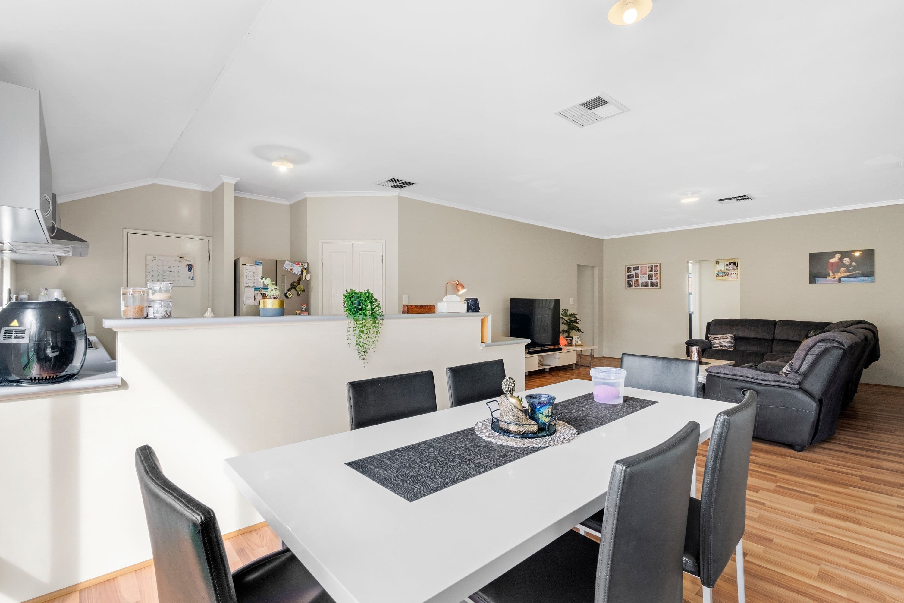 199 Gaebler Road, Aubin Grove WA 6164, Aubin Grove - Thumbnail 5