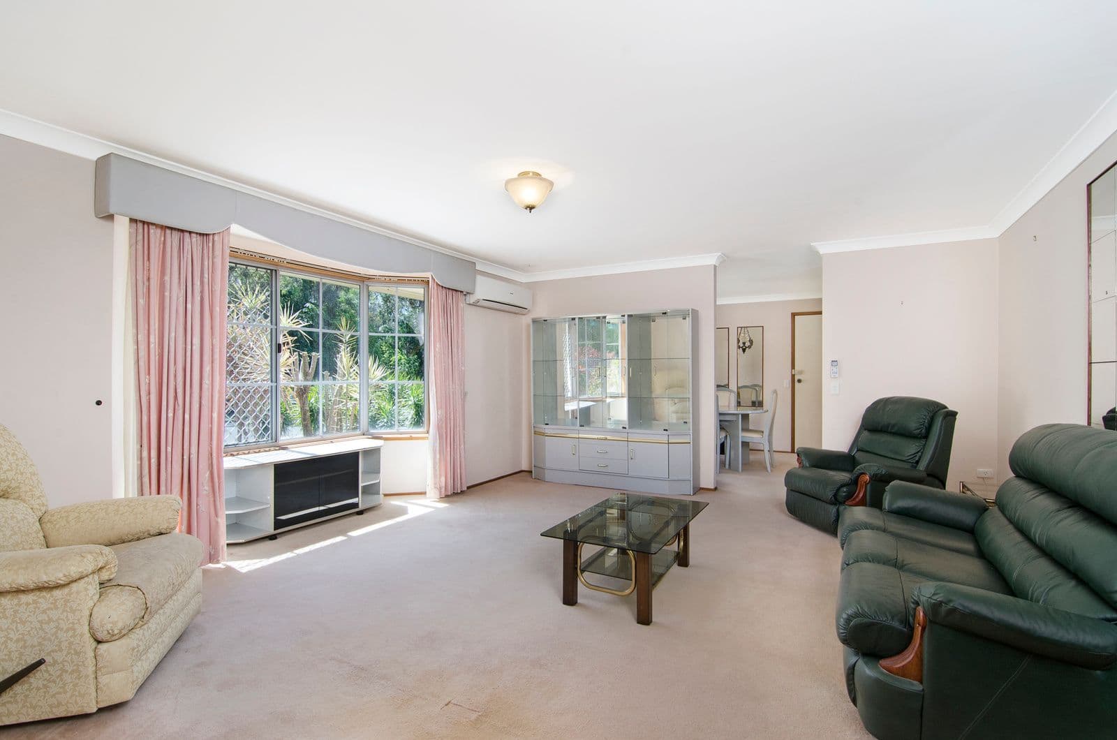 168 Tallebudgera Drive, PALM BEACH QLD 4221, Palm Beach - Thumbnail 4