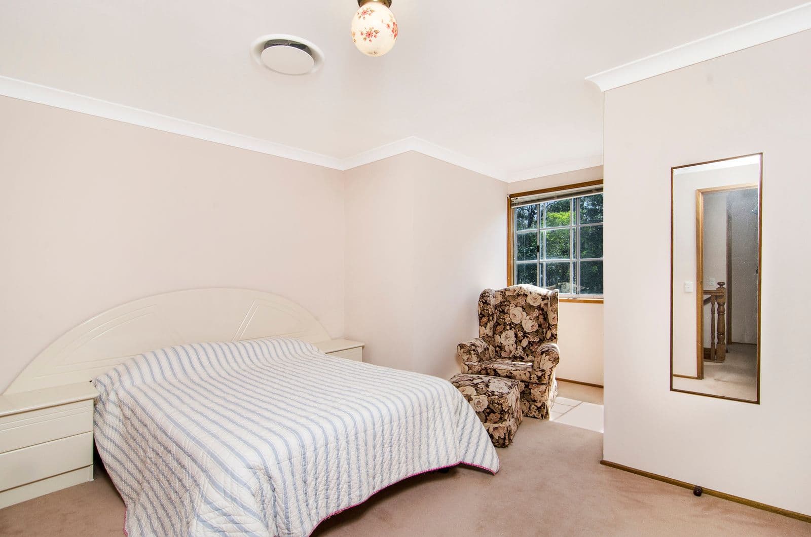 168 Tallebudgera Drive, PALM BEACH QLD 4221, Palm Beach - Thumbnail 7